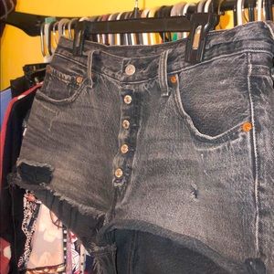 Black Faded Style Levi Shorts